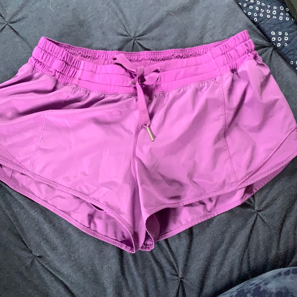 Lululemon hotty hot short